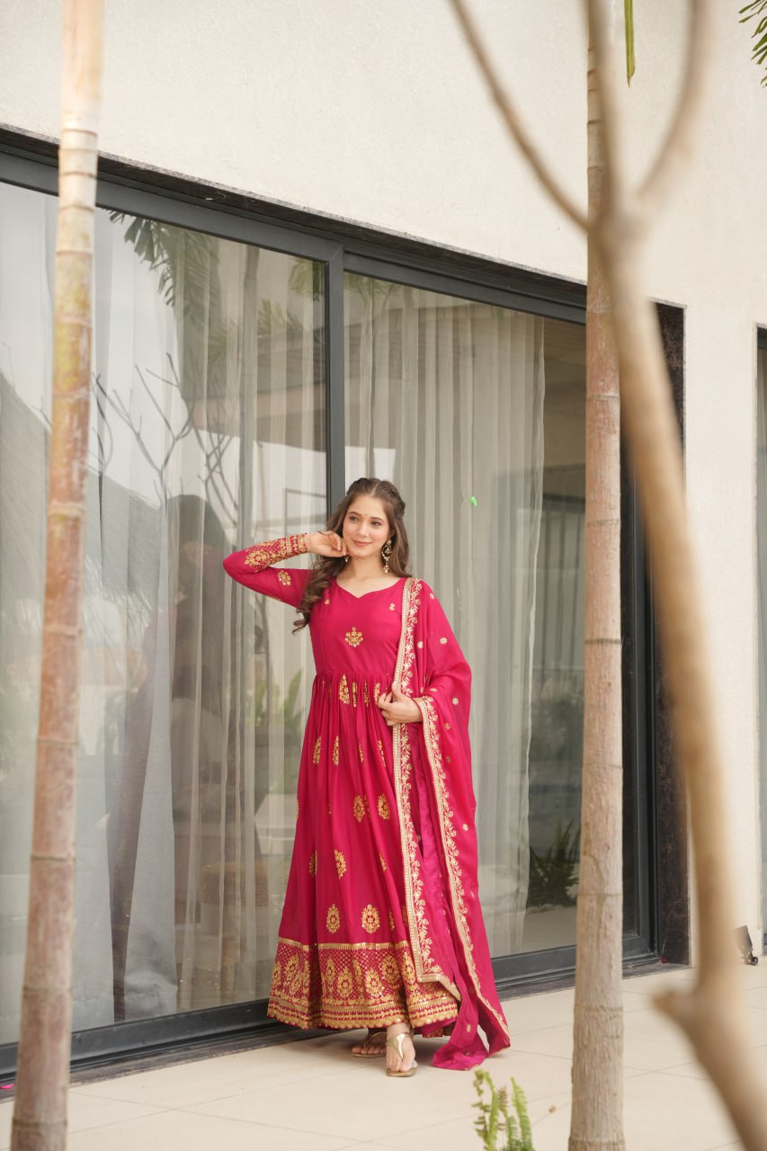 Anarkali Suits with Dupatta 🌸